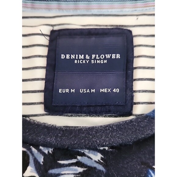 Denim & Flower Ricky Singh Mens Medium Hawaiian Print Flamingo SS T-Shirt Blue - Picture 8 of 8